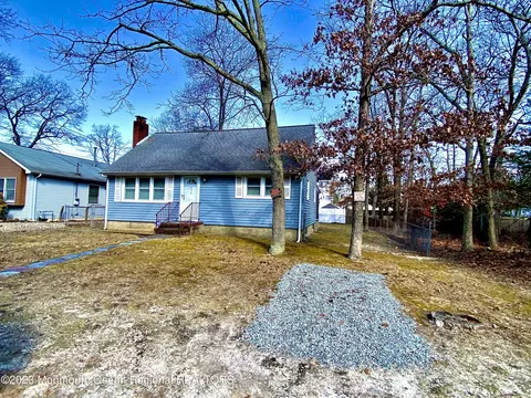 626 Baldwin St, Forked River, NJ 08731