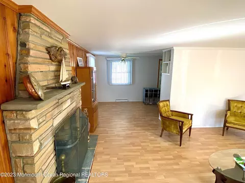 626 Baldwin St, Forked River, NJ 08731 photo 6