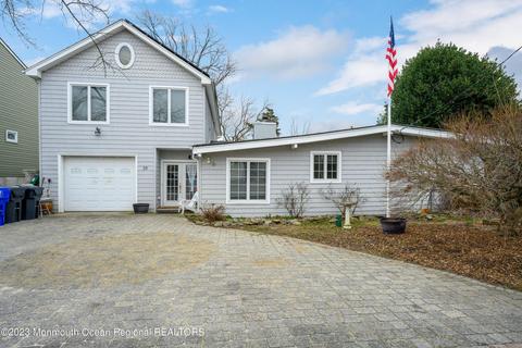 39 Las Olas Dr, Brick, NJ 08723