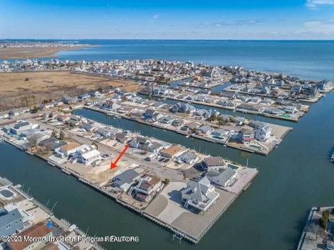 1220 Gemini Ct, Forked River, NJ 08731