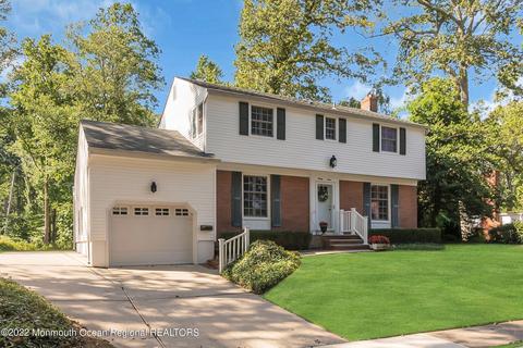 33 Scarba St, Interlaken, NJ 07712