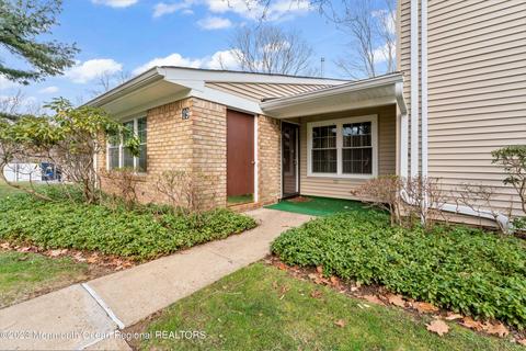 19 Firethorn Cir #348, Red Bank, NJ 07701
