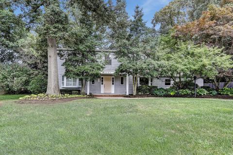 852 Somerset Dr, Toms River, NJ 08753