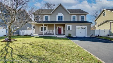 2410 Minerva St, Point Pleasant, NJ 08742