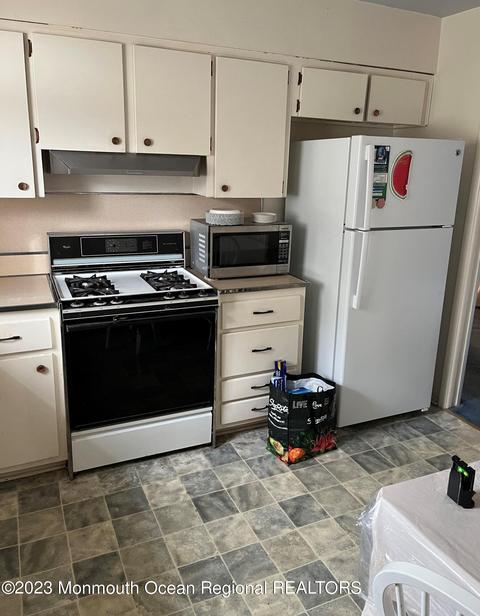 605 Midstreams Rd, Brick, NJ 08724 photo 4