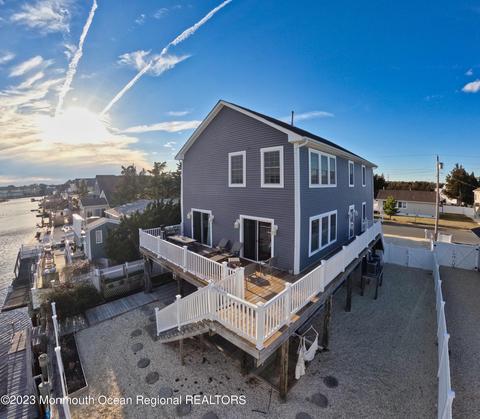 105 Marlin Rd, Tuckerton, NJ 08087