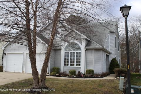 16 Abercorn Ct, Jackson, NJ 08527