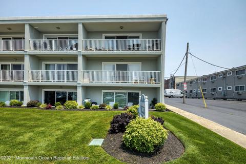 96 5th Ave #3, Belmar, NJ 07719
