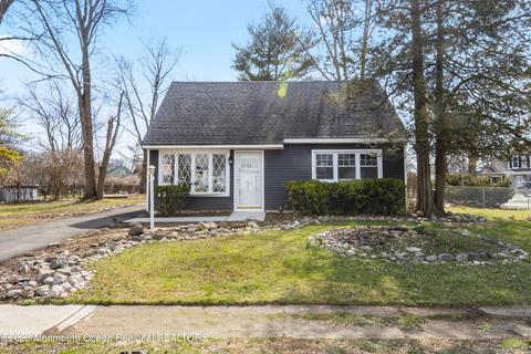 18 Franciscan Way, Hazlet, NJ 07730
