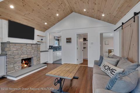 28 Pinehurst Rd, Brick, NJ 08723 photo 9