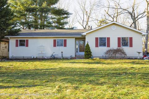 11 Snead Ct, Little Egg Harbor, NJ 08087