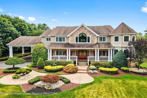19 Old Mill Rd, Marlboro, NJ 07746