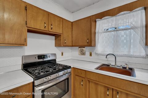 6 Steven Pl, Jackson, NJ 08527 photo 11