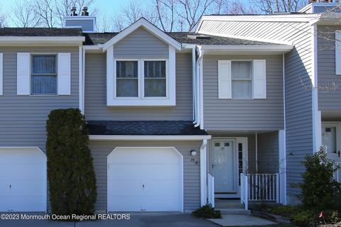 29 Whitesands Way, Little Silver, NJ 07739