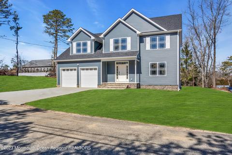 1824 8th Ave, Toms River, NJ 08757