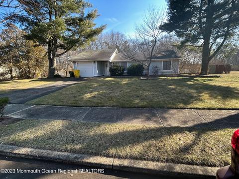 1267 Del Mar Rd, Lakewood, NJ 08701