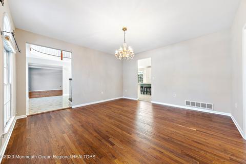 4 Tranquility Ct, Holmdel, NJ 07733 photo 11