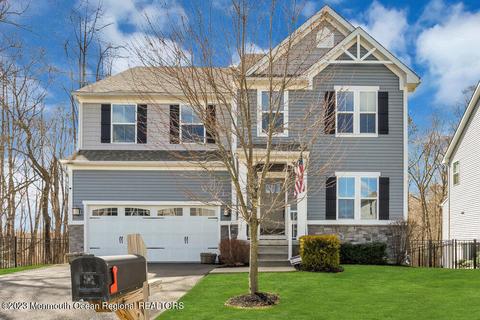 30 Imlay Ln, Farmingdale, NJ 07727
