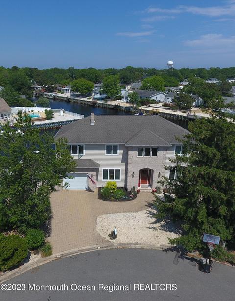 125 Lee Dr, Manahawkin, NJ 08050