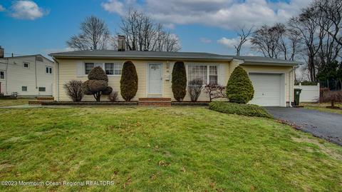 56 Coral Dr, Hazlet, NJ 07730