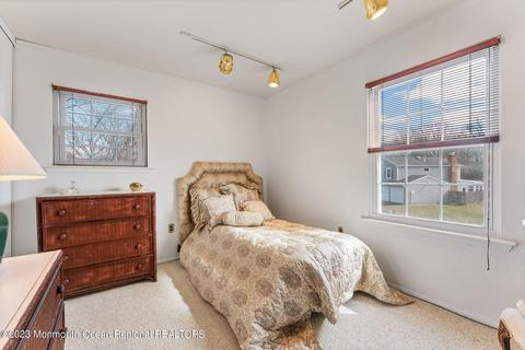 2 Bugle Ct, Howell, NJ 07731 photo 21