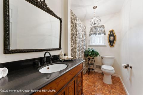 2 Bugle Ct, Howell, NJ 07731 photo 23