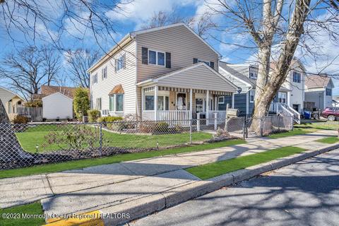 43 Ocean Ave, Middletown, NJ 07748