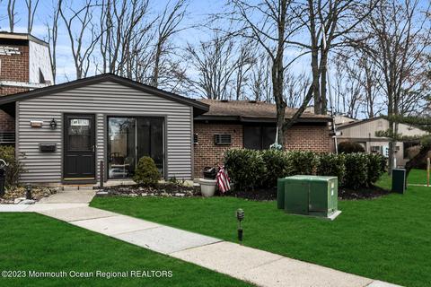 137 Lexington Ct, Red Bank, NJ 07701