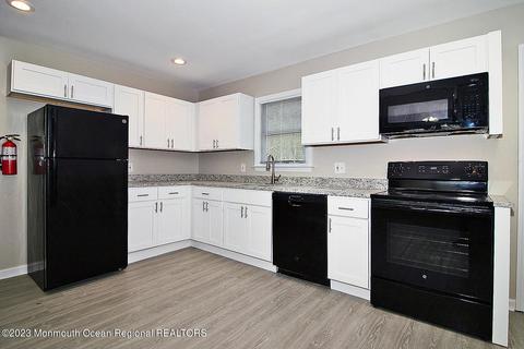 103 Beach Blvd, Forked River, NJ 08731 photo 12