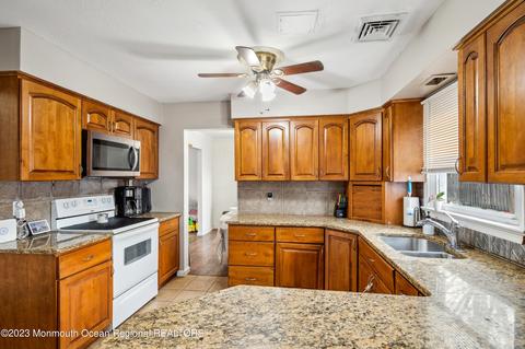 402 6th St, Waretown, NJ 08758 photo 6