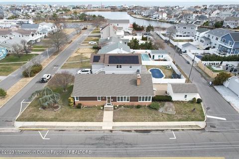 214 Laurel Ct, Point Pleasant Beach, NJ 08742