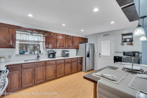 17 Laurel Ave, Jackson, NJ 08527 photo 15