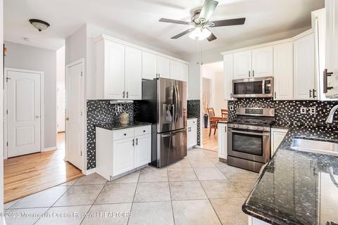 2 Frontier Ln, Jackson, NJ 08527 photo 10