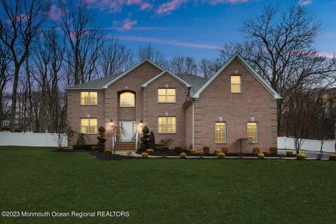 400 Autumn Dr, Manalapan, NJ 07726