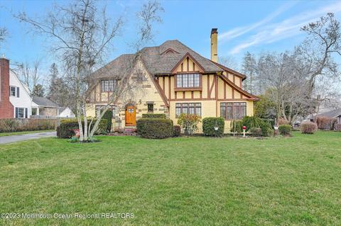 27 Brinckerhoff Ave, Freehold, NJ 07728