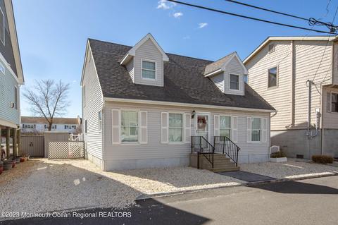 231 Joseph St, Lavallette, NJ 08735