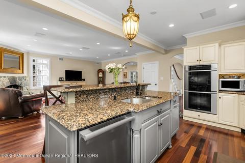 11 E River Rd, Rumson, NJ 07760 photo 12