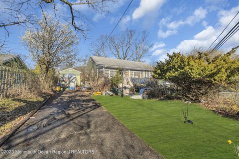 1174 Wake Forest Dr, Toms River, NJ 08753