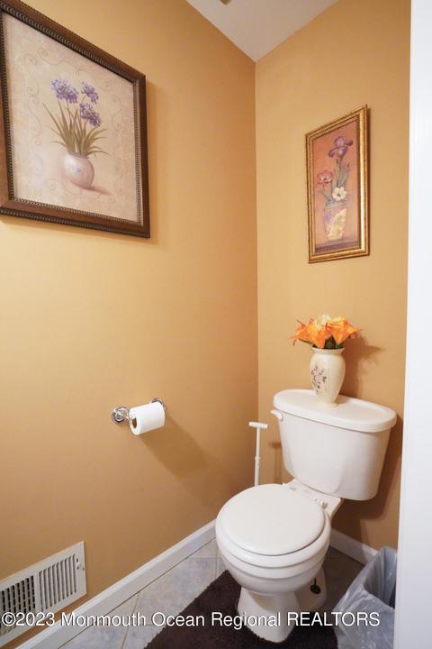 53 Middlesex Rd, Matawan, NJ 07747 photo 7