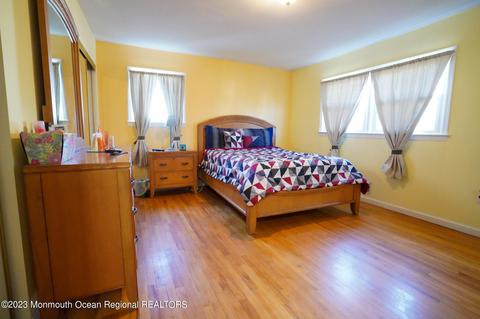 53 Middlesex Rd, Matawan, NJ 07747 photo 9