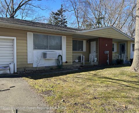 6 Idaho Dr # B, Whiting, NJ 08759