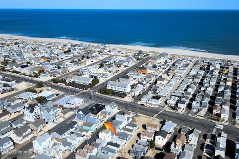 15 W Rutherford Ln, Lavallette, NJ 08735