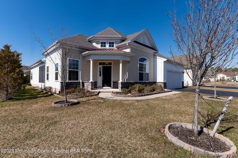 5 Chapel Hill Ct, Barnegat, NJ 08005