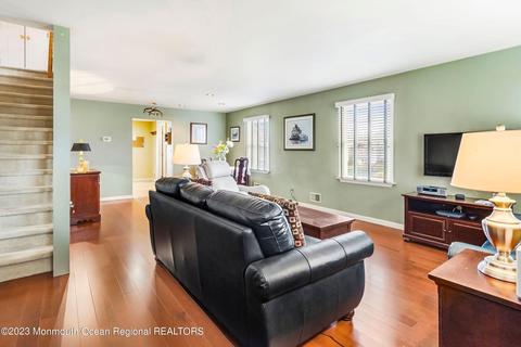 89 Burlington Ave, Leonardo, NJ 07737 photo 7