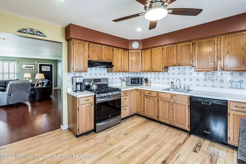89 Burlington Ave, Leonardo, NJ 07737 photo 13