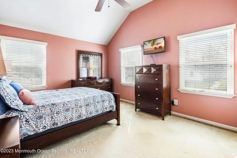 89 Burlington Ave, Leonardo, NJ 07737 photo 17