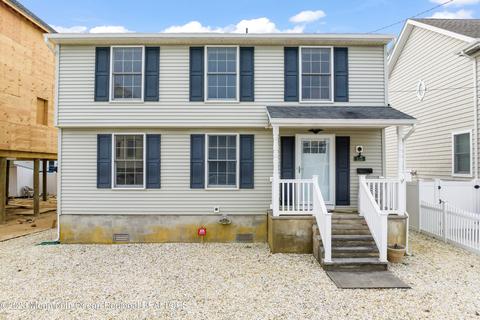 225 Fort Ave, Seaside Heights, NJ 08751