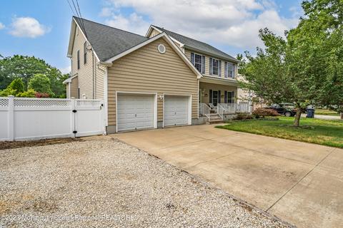 508 Ensign Ave, Beachwood, NJ 08722