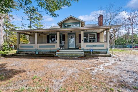1200 Lakeshore Dr, Browns Mills, NJ 08015