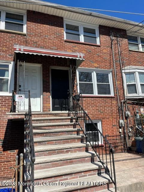 100 12 Jersey St, Harrison, NJ 07029